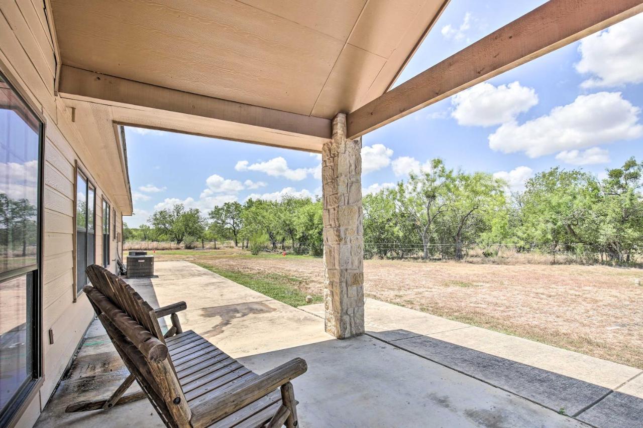 Вилла Luxury San Antonio Retreat 110-Acre Private Ranch Экстерьер фото